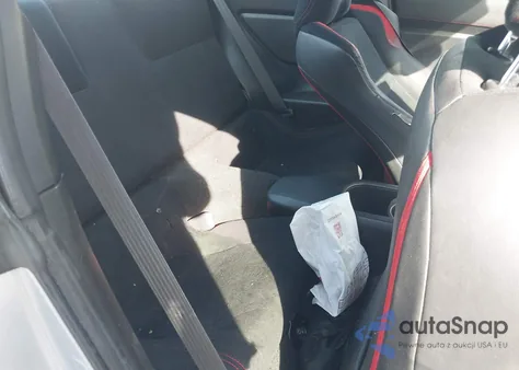 2013 Scion Fr-S z USA, uszkodzony, nr VIN JF1ZNAA16D2705536